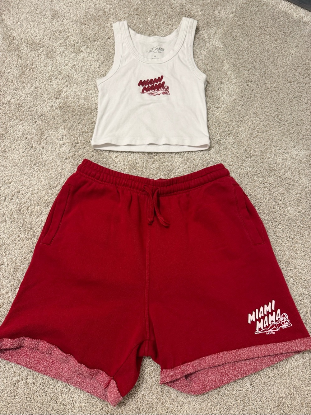 Alix Earle Set